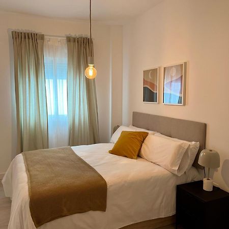 Amazing Apartment City Center - Optional Parking Малага Екстериор снимка